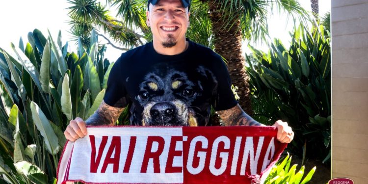 Reggina de Italia presentó al delantero Federico Santander