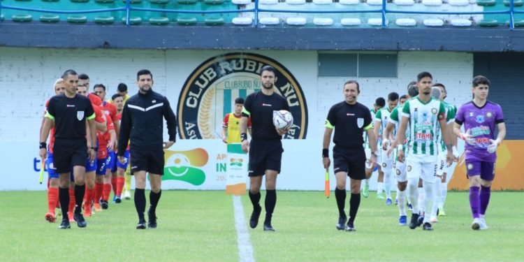 Árbitros para la fecha 21 de la Intermedia