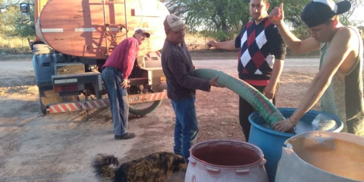 MOPC distribuyó 120.000 litros de agua potable a comunidades chaqueñas