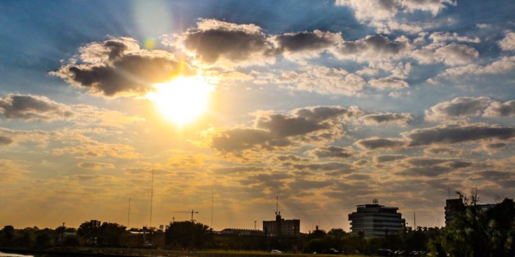 Se prevén altas temperaturas y vientos del noreste hasta el sábado