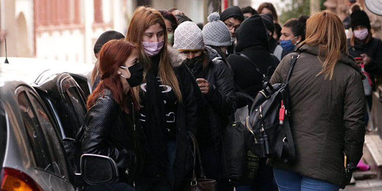 Pronostican una jornada con temperaturas frías y vientos moderados del sur