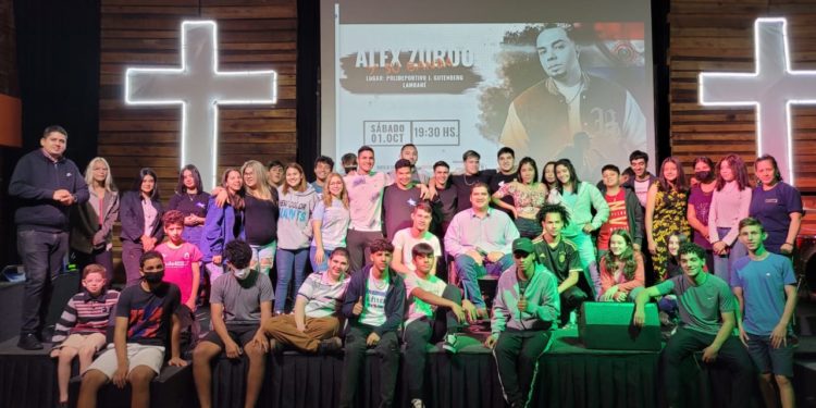 Realizan oficialmente el lanzamiento del concierto Alex Zurdo y su banda en el departamento central Realizan oficialmente el lanzamiento del concierto Alex Zurdo y su banda en el departamento central