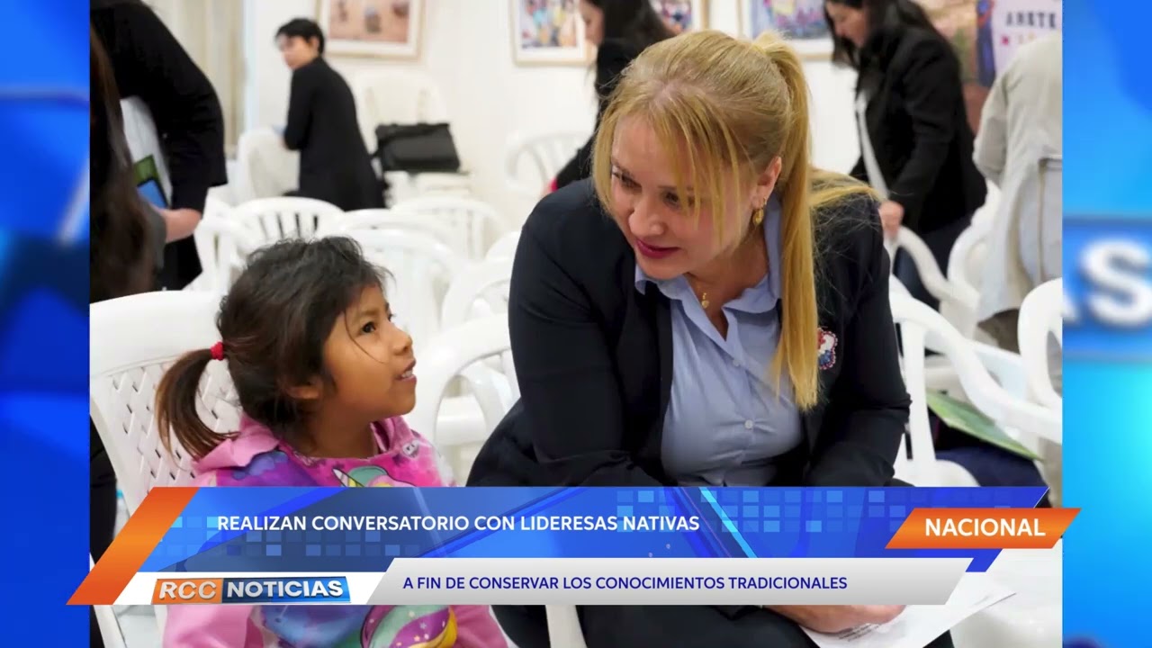 Conversatorio con lideresas nativas sobre conocimientos tradicionales.