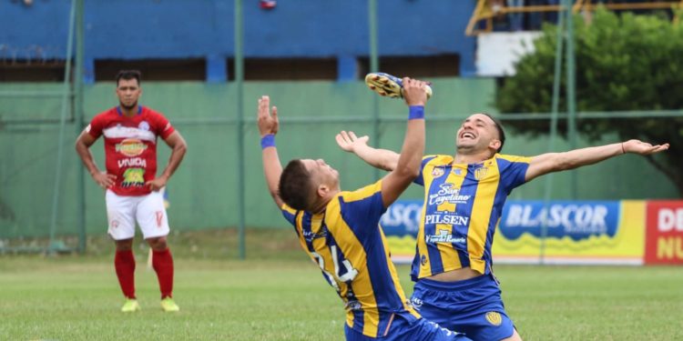 Gran victoria de Luqueño que lo acerca al ascenso Gran victoria de Luqueño que lo acerca al ascenso