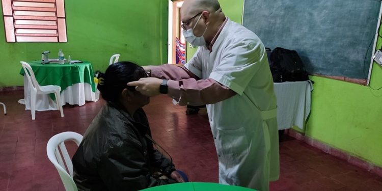 Unas 188 personas reciben atención oftalmológica, en San Ignacio Unas 188 personas reciben atención oftalmológica, en San Ignacio
