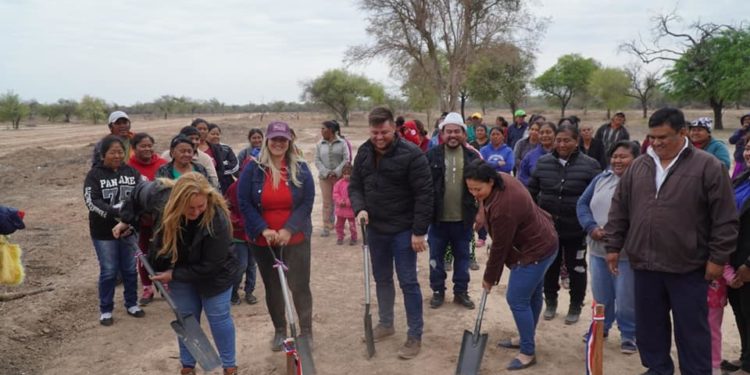 Dieron palada inicial para la construcción de 102 viviendas en Santa Teresita Dieron palada inicial para la construcción de 102 viviendas en Santa Teresita