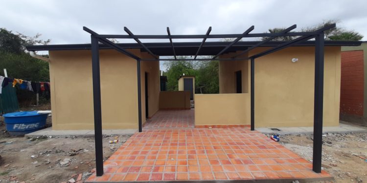 Unas 150 personas de la etnia Maká de Pdte. Hayes están cada vez más cerca de recibir una vivienda Unas 150 personas de la etnia Maká de Pdte. Hayes están cada vez más cerca de recibir una vivienda