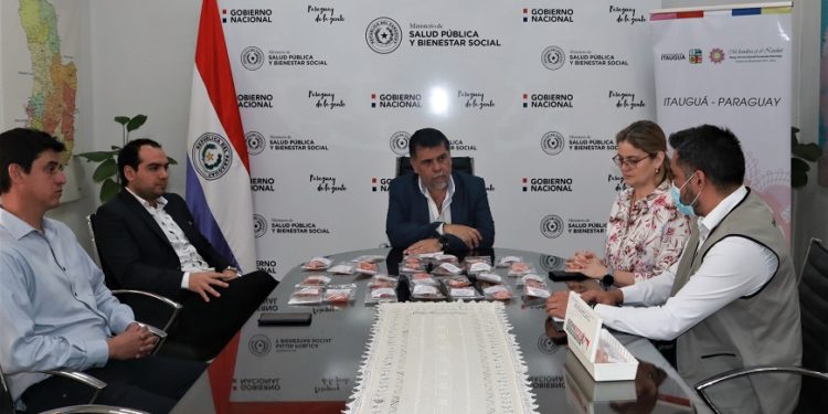 Entregan prótesis dentales gratuitas a pobladores de Itauguá