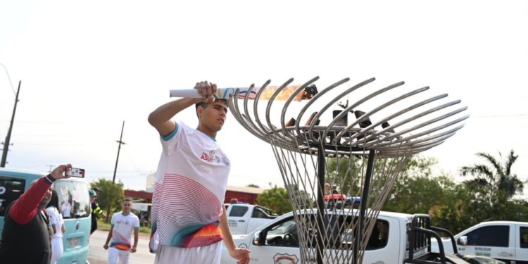 Celebraron inicio de recorrido de Fuego Suramericano en suelo chaqueño