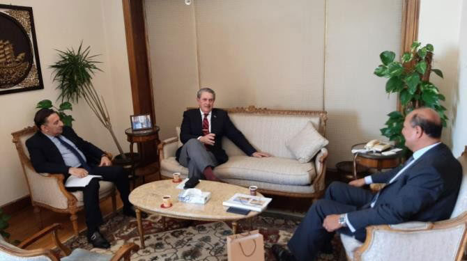 Embajador en Egipto se reunió con nuevo viceministro para las Américas de la Cancillería egipcia