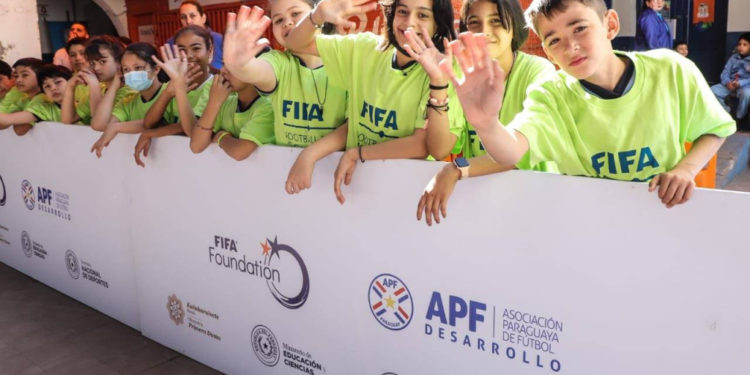 Ponen en marcha programa fútbol en las Escuelas Ponen en marcha programa fútbol en las Escuelas