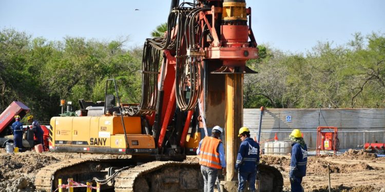 Se afianza labor de hormigonado de pilotes en lado paraguayo del puente de la Bioceánica Se afianza labor de hormigonado de pilotes en lado paraguayo del puente de la Bioceánica