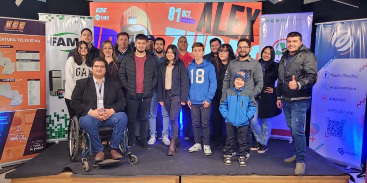 Gran expectativa en el país por el concierto de Alex Zurdo en octubre