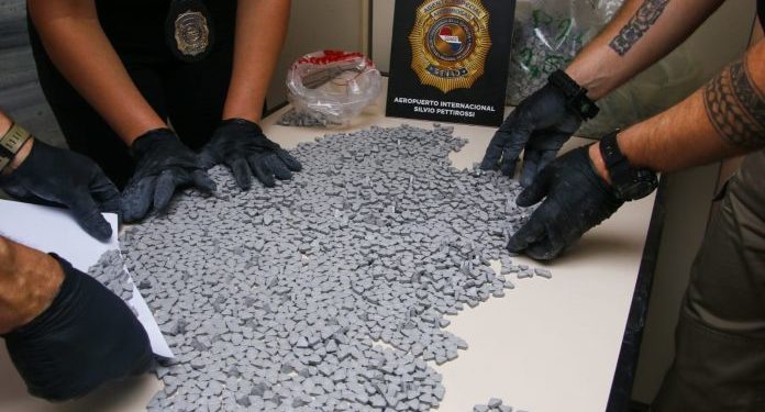 Senad interceptó más de 9.500 dosis de éxtasis provenientes de Alemania Senad interceptó más de 9.500 dosis de éxtasis provenientes de Alemania