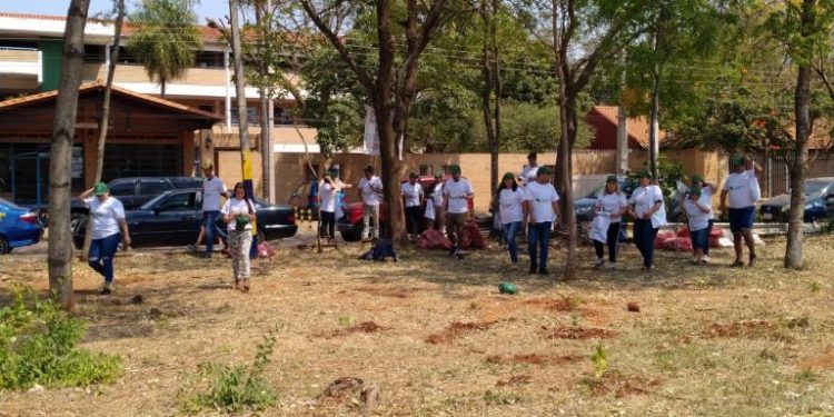 Continúan las plantaciones de islas de biodiversidad, parte de los trabajos de consolidación del corredor verde del AMA Continúan las plantaciones de islas de biodiversidad, parte de los trabajos de consolidación del corredor verde del AMA