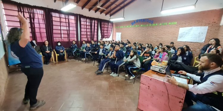 Enseñan a alumnos a cuidar el ambiente y a respetar reglas de tránsito Enseñan a alumnos a cuidar el ambiente y a respetar reglas de tránsito