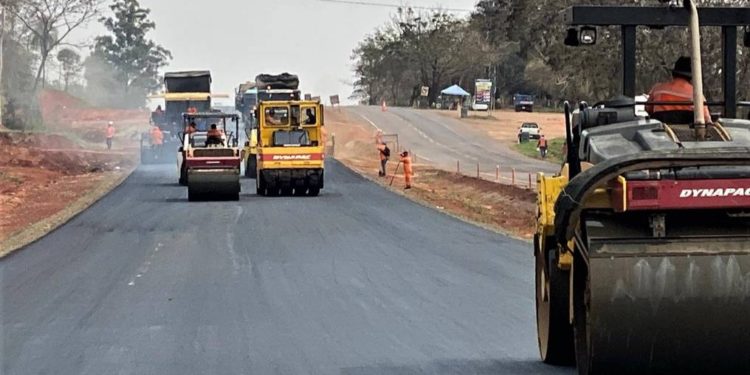 Ejecución presupuestaria al cierre de agosto fue superior a la del 2021