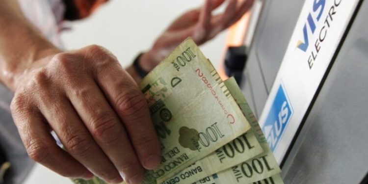 Víctimas de la dictadura serán indemnizados