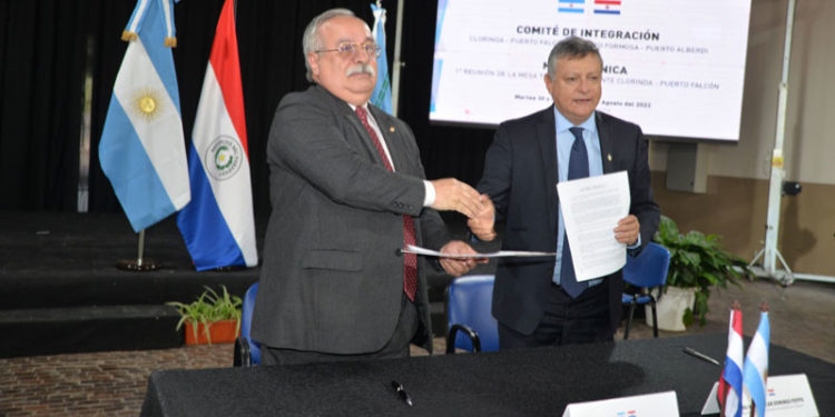 Paraguay y Argentina ratifican interés en construir nuevo puente entre Falcón y Clorinda