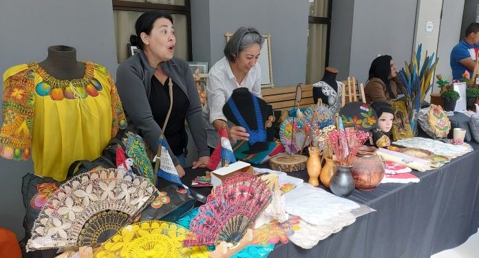 Emprendedores mejoran sus ingresos con plan de reactivación económica Emprendedores mejoran sus ingresos con plan de reactivación económica