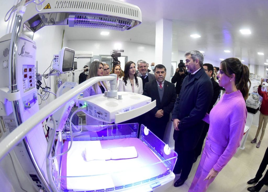 Amplían camas pediátricas de terapia intensiva con inauguración de nuevo servicio en Villa Elisa