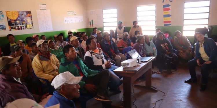 Realizan monitoreo y seguimiento de actividades del proyecto ABE Chaco con las comunidades beneficiarias de Boquerón Realizan monitoreo y seguimiento de actividades del proyecto ABE Chaco con las comunidades beneficiarias de Boquerón
