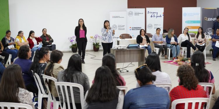 Ministerio de la Mujer realizó jornada “Ñemongueta con Mujeres Rurales”