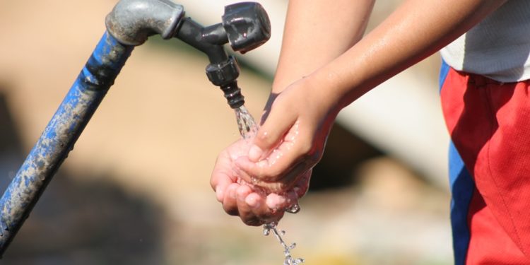 Ministro del MOPC: “Buscamos acortar la brecha de agua y saneamiento con inversión de USD 300 millones”