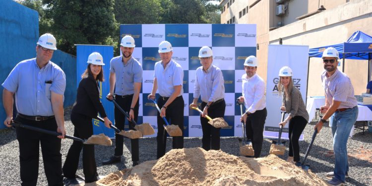 Pensando en todos sus clientes, Record Electric ampliará su Casa Matriz Pensando en todos sus clientes, Record Electric ampliará su Casa Matriz