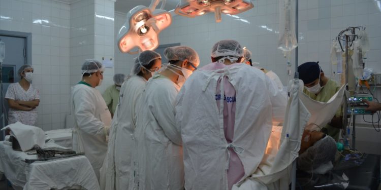 Por primera vez en Paraguay médicos del IPS extraen tumor cerebral sin abrir el cráneo