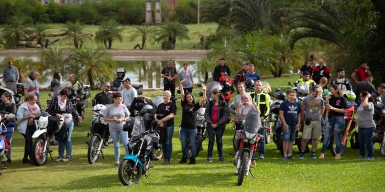 Unirán más lazos a través del «Octubre Rosa sobre ruedas» en recorrida en el Chaco