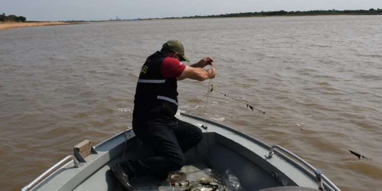 El 1 de noviembre inicia la veda pesquera en aguas compartidas con Argentina y Brasil