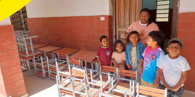 Municipalidad de Mariscal Estigarribia proveyó mobiliarios a instituciones educativas del distrito