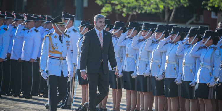 Acto de egreso de 182 nuevos oficiales de la Policía Nacional Acto de egreso de 182 nuevos oficiales de la Policía Nacional