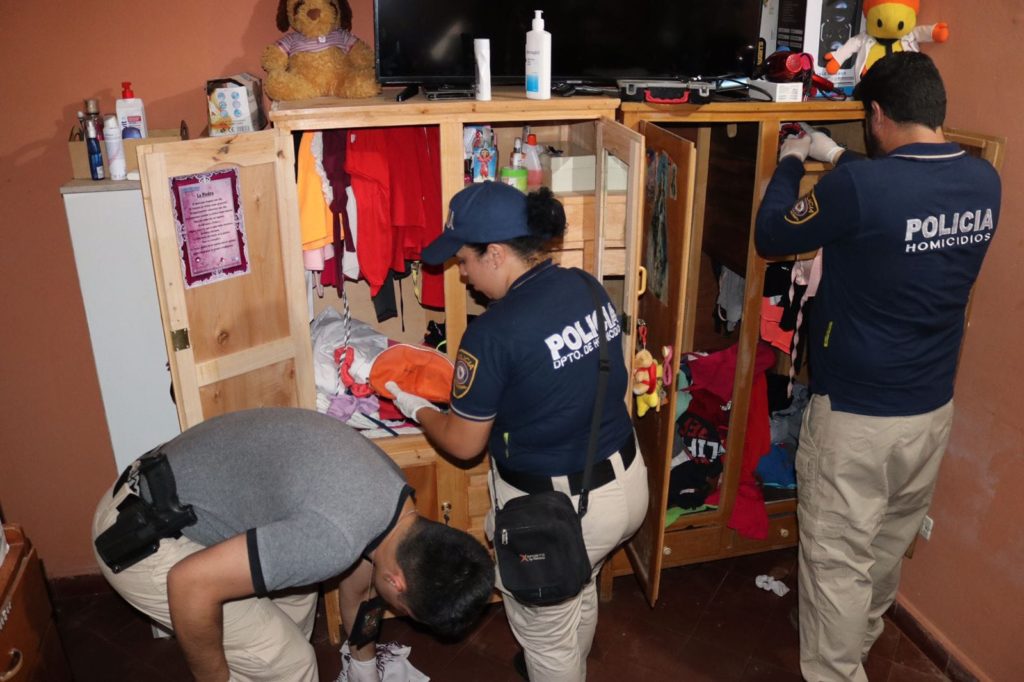 Continúan los allanamientos para esclarecer lo sucedido con el ex fiscal Javier Ibarra Continúan los allanamientos para esclarecer lo sucedido con el ex fiscal Javier Ibarra