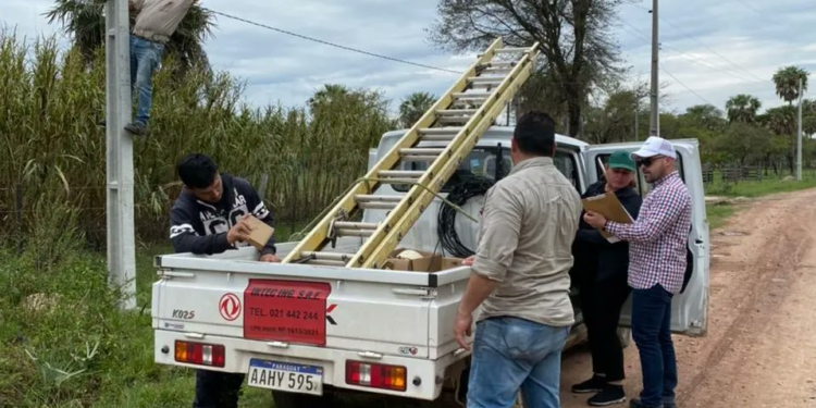 ANDE busca optimizar servicio de alumbrado público a través de instalaciones y reparaciones ANDE busca optimizar servicio de alumbrado público a través de instalaciones y reparaciones
