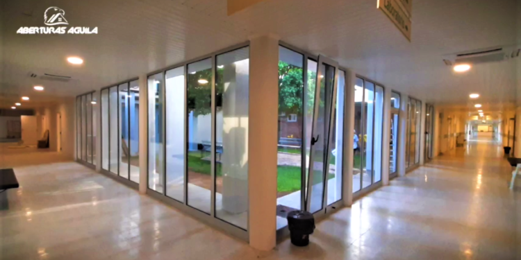 Si pensas en puertas y ventanas, pensas en Aberturas Águila