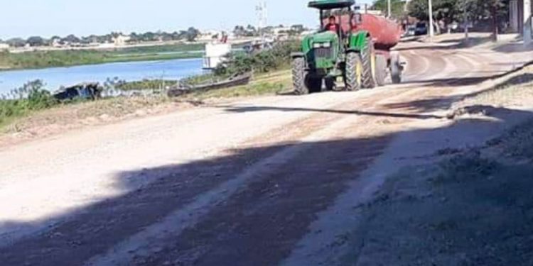 Principales calles de Carmelo Peralta pretenden ser mejoradas mediante obras para su transitabilidad