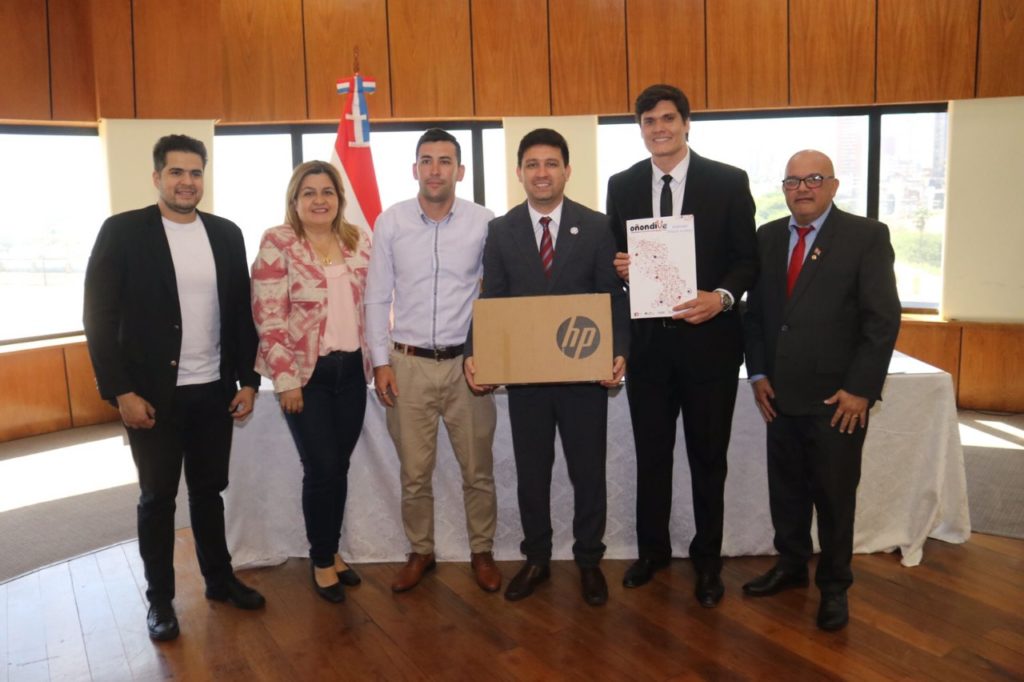 SNJ y 18 intendencias de Central inauguran laboratorio informático para jóvene SNJ y 18 intendencias de Central inauguran laboratorio informático para jóvene