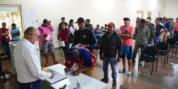 Gobierno completó asistencia económica a pescadores de Misiones