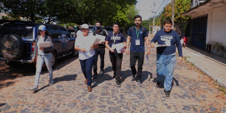 Continúan los recorridos en varios puntos de la Capital, Central y Alto Paraná para recuperación de datos censales Continúan los recorridos en varios puntos de la Capital, Central y Alto Paraná para recuperación de datos censales
