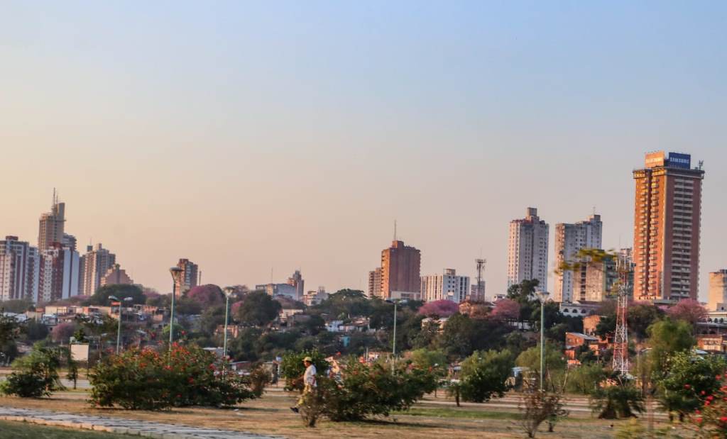 Anuncian día caluroso con probabilidades de lluvias para el Este del país