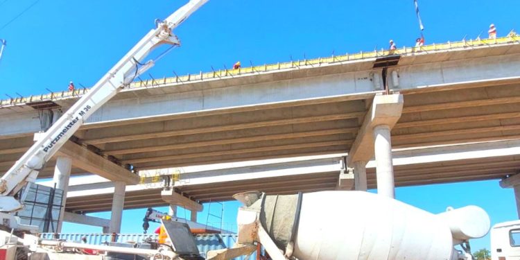 Preparan dovelas para hormigonados y atirantados del Puente Héroes del Chaco