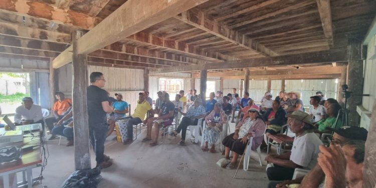 ANDE pretende establecer una planta solar en la localidad de Bahía Negra ANDE pretende establecer una planta solar en la localidad de Bahía Negra