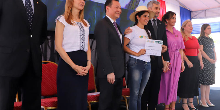 Apoyo económico a emprendedoras del Programa Ñapu’ãke