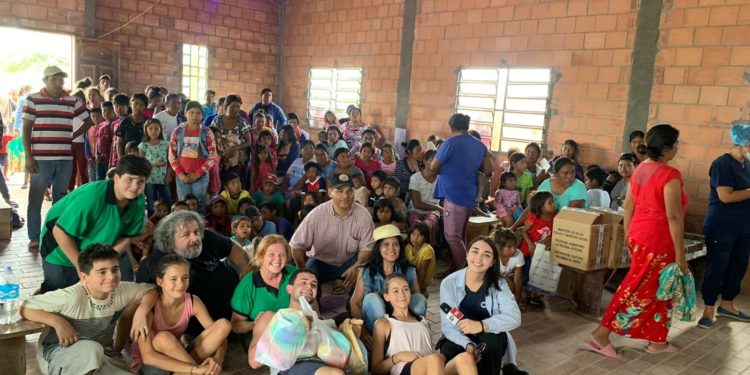 Visita del “Hospital de Juguetes” regaló un día de alegrías a niños de la comunidad de Yishinachat.