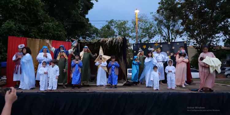 Celebrando a Jesús en Navidad Celebrando a Jesús en Navidad