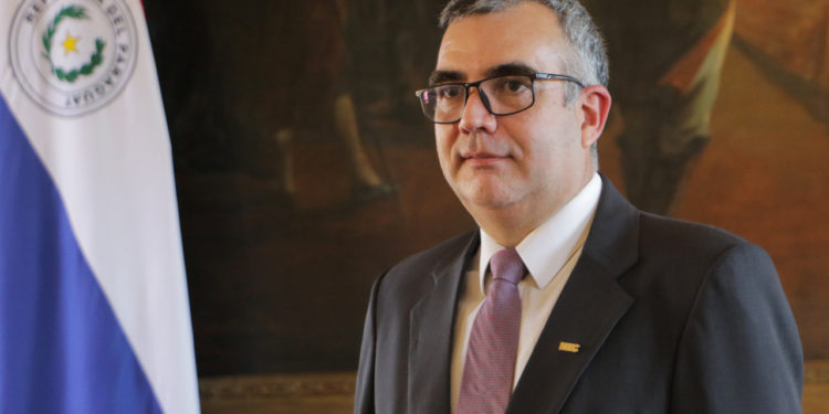 Ministro Nicolás Zárate afirma que no será incluido dentro del PNTE conceptos que atenten con lo establecido en la Constitución Nacional Ministro Nicolás Zárate afirma que no será incluido dentro del PNTE conceptos que atenten con lo establecido en la Constitución Nacional