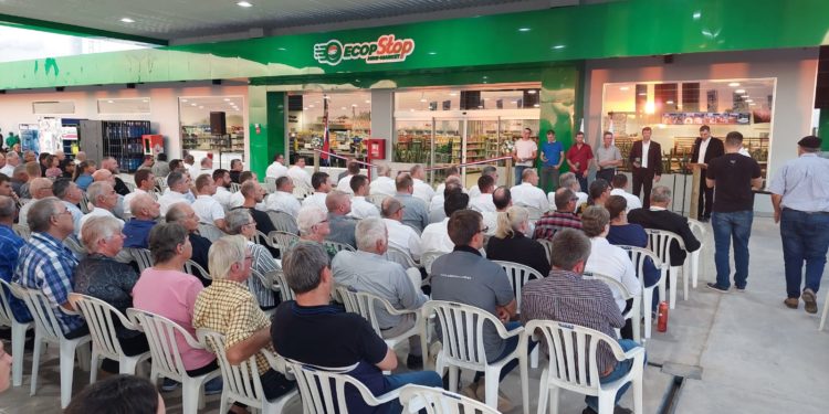 Inauguran nueva sucursal de ECOP en Cruce Pioneros Inauguran nueva sucursal de ECOP en Cruce Pioneros