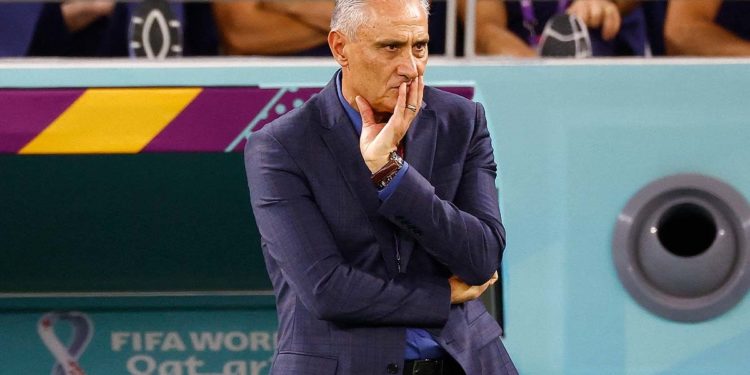Tite acabó su ciclo al frente de la Selección Brasileña tras la eliminación 